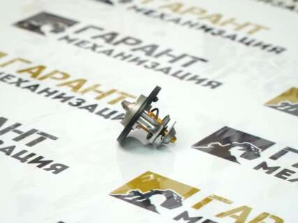 Термостат Case / New Holland